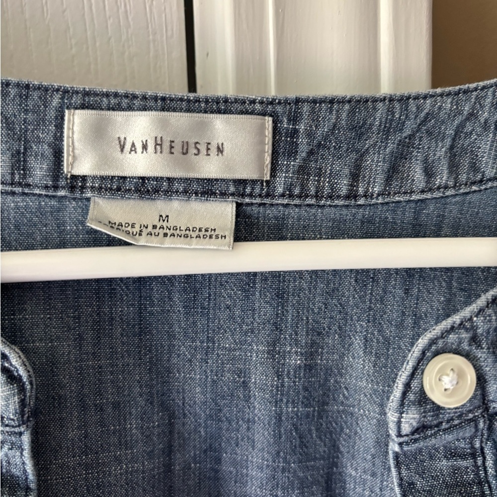 Van Heusen Denim Blue Women's Button Down Shirt - Picture 6 of 6